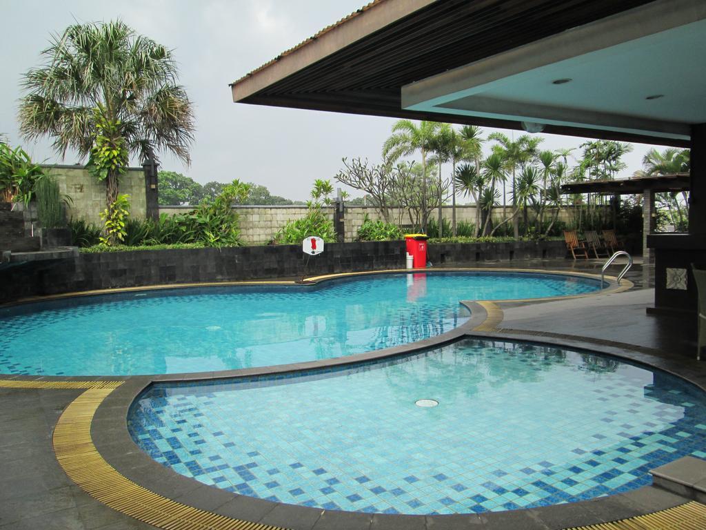 Grand Setiabudi Hotel Bandung Eksteriør billede