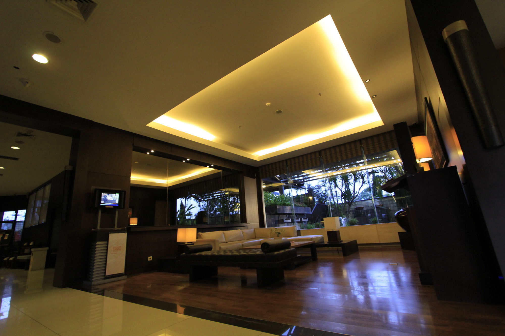 Grand Setiabudi Hotel Bandung Eksteriør billede